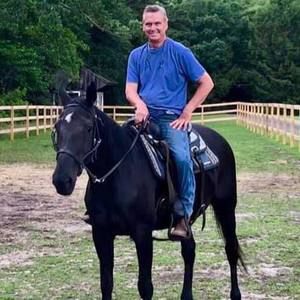 Meet your Posher, Christopher